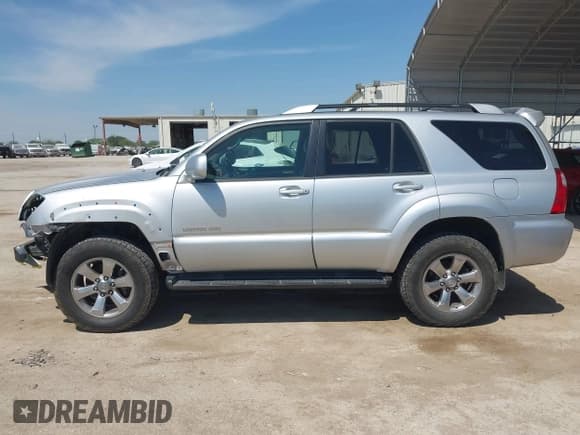 ✅ 2007 Toyota 4Runner Limited • VIN: JTEBT17R978042524 • Lot: 42257933. Listed on IAAI with 262,304 mi. Free auction sales archive from the USA and detailed vehicle history report at DreamBid. Image 15.