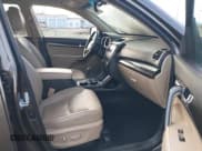 ✅ 2013 Kia Sorento EX • VIN: 5XYKUDA66DG422796 • Lot: 41557980. Listed on IAAI with Not provided. Free auction sales archive from the USA and detailed vehicle history report at DreamBid. Image 5.