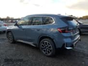 ✅ 2025 BMW X1 xDrive28i • VIN: WBX73EF0XS5122030 • Лот: 91944005. Опубликован ранее на Copart с пробегом 5 310 миль. Бесплатный доступ к архиву аукционных продаж из США и подробный отчёт об истории автомобиля на DreamBid. Изображение 2.