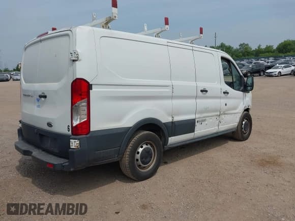 ✅ 2017 Ford Transit • VIN: 1FTYE1ZMXHKB53162 • Lot: 42413355. Wystawiony na IAAI z przebiegiem 146 599 mil. Bezpłatny archiwum sprzedaży aukcyjnych z USA i szczegółowy raport historii pojazdu na DreamBid. Zdjęcie 4.