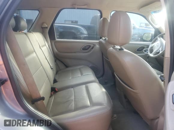 ✅ 2007 Ford Escape Limited • VIN: 1FMYU94187KA38844 • Lot: 89516935. Listed on Copart with 211,270 mi. Free auction sales archive from the USA and detailed vehicle history report at DreamBid. Image 10.