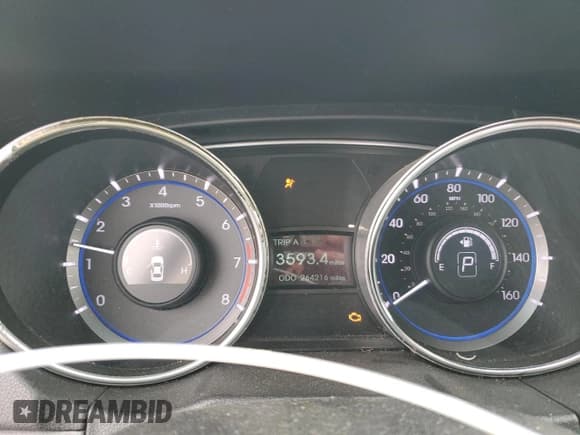 ✅ 2011 Hyundai Sonata GLS • VIN: 5NPEB4AC8BH032071 • Lot: 77224774. Listed on Copart with 264,216 mi. Free auction sales archive from the USA and detailed vehicle history report at DreamBid. Image 9.