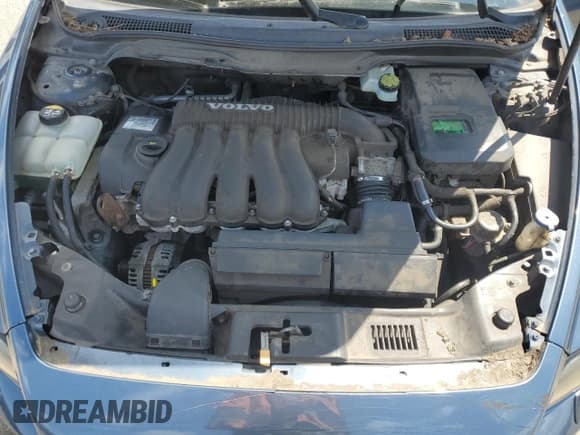 ✅ 2007 Volvo S40 2.4L • VIN: YV1MS390072298820 • Lot: 65836745. Listed on Copart with 81,373 mi. Free auction sales archive from the USA and detailed vehicle history report at DreamBid. Image 11.