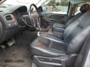 ✅ 2013 Chevrolet Suburban LTZ • VIN: 1GNSKKE71DR366322 • Lot: 79126934. Wystawiony na Copart z przebiegiem 159 570 mil. Bezpłatny archiwum sprzedaży aukcyjnych z USA i szczegółowy raport historii pojazdu na DreamBid. Zdjęcie 7.