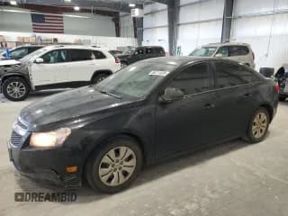 ✅ 2014 Chevrolet Cruze LS • VIN: 1G1PA5SG3E7351415 • Lot: 86211035. Listed on Copart with 142,095 mi. Free auction sales archive from the USA and detailed vehicle history report at DreamBid. Image 1.