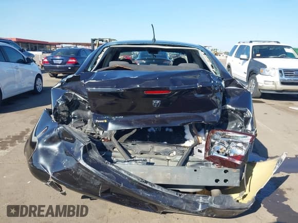 ✅ 2008 Dodge Charger • VIN: 2B3KA43G28H219119 • Lot: 43586872. Listed on IAAI with 166,493 mi. Free auction sales archive from the USA and detailed vehicle history report at DreamBid. Image 16.