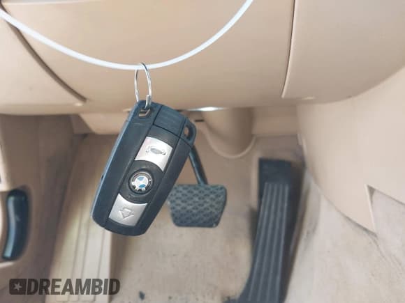 ✅ 2007 BMW 5 Series 550i • VIN: WBANB53527CP07563 • Lot: 42423575. Listed on IAAI with 122,091 mi. Free auction sales archive from the USA and detailed vehicle history report at DreamBid. Image 11.