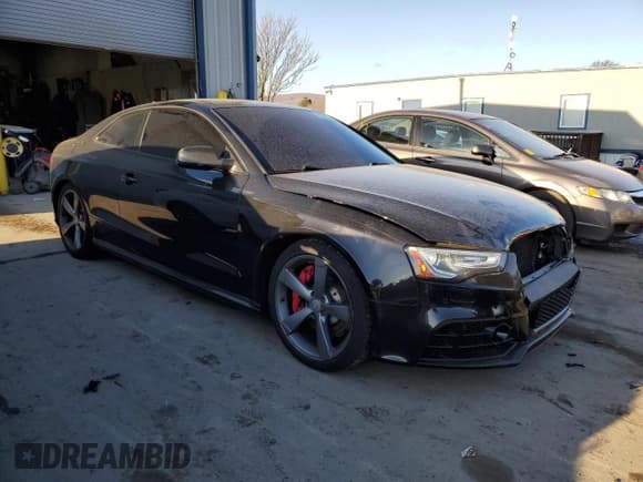 ✅ 2015 Audi RS 5 • VIN: WUAC6BFR7FA901305 • Lot: 80466364. Listed on Copart with 97,984 mi. Free auction sales archive from the USA and detailed vehicle history report at DreamBid. Image 4.