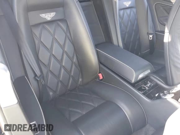 ✅ 2010 Bentley Continental GT • VIN: SCBCP7ZAXAC066426 • Lot: 43333931. Listed on IAAI with 69,839 mi. Free auction sales archive from the USA and detailed vehicle history report at DreamBid. Image 8.