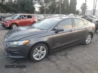 ✅ 2018 Ford Fusion SE • VIN: 3FA6P0LU8JR156377 • Lot: 90910145. Wystawiony na Copart z przebiegiem 147 264 mil. Bezpłatny archiwum sprzedaży aukcyjnych z USA i szczegółowy raport historii pojazdu na DreamBid. Zdjęcie 1.