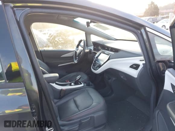 ✅ 2019 Chevrolet Bolt EV Premier • VIN: 1G1FZ6S07K4134203 • Lot: 43673295. Listed on IAAI with 56,834 mi. Free auction sales archive from the USA and detailed vehicle history report at DreamBid. Image 5.