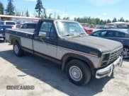 ✅ 1985 Ford F-150 • VIN: 1FTCF15H4FPA15620 • Lot: 42346242. Wystawiony na IAAI z przebiegiem 33 613 mil. Bezpłatny archiwum sprzedaży aukcyjnych z USA i szczegółowy raport historii pojazdu na DreamBid. Zdjęcie 1.