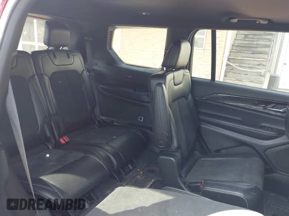 ✅ 2023 Jeep Grand Cherokee Altitude X • VIN: 1C4RJKAG1P8749817 • Лот: 43141133. Опубликован ранее на IAAI с пробегом 37 065 миль. Бесплатный доступ к архиву аукционных продаж из США и подробный отчёт об истории автомобиля на DreamBid. Изображение 8.