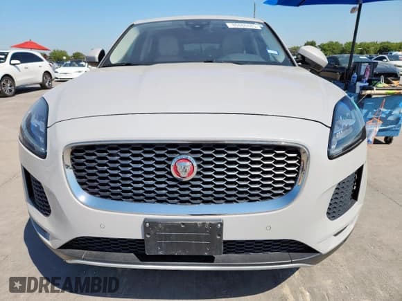 ✅ 2020 Jaguar E-Pace • VIN: SADFK2FX9L1011618 • Lot: 80488485. Wystawiony na Copart z przebiegiem 44 751 mil. Bezpłatny archiwum sprzedaży aukcyjnych z USA i szczegółowy raport historii pojazdu na DreamBid. Zdjęcie 5.