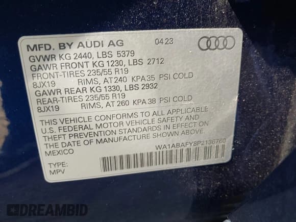 ✅ 2023 Audi Q5 Premium • VIN: WA1ABAFY8P2136760 • Lot: 42891420. Wystawiony na IAAI z przebiegiem 21 401 mil. Bezpłatny archiwum sprzedaży aukcyjnych z USA i szczegółowy raport historii pojazdu na DreamBid. Zdjęcie 9.