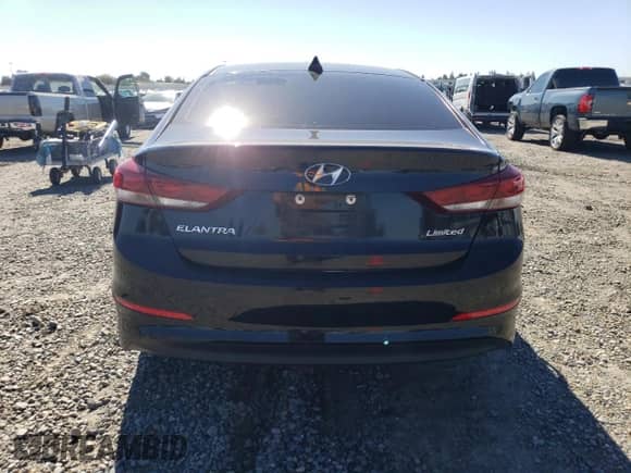 ✅ 2017 Hyundai Elantra SE • VIN: KMHD84LF6HU174611 • Lot: 85322915. Wystawiony na Copart z przebiegiem 138 988 mil. Bezpłatny archiwum sprzedaży aukcyjnych z USA i szczegółowy raport historii pojazdu na DreamBid. Zdjęcie 6.