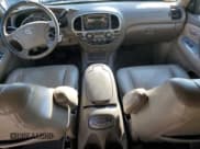 ✅ 2006 Toyota Sequoia Limited • VIN: 5TDBT48A96S266899 • Лот: 84538005. Опубликован ранее на Copart с пробегом 221 222 миль. Бесплатный доступ к архиву аукционных продаж из США и подробный отчёт об истории автомобиля на DreamBid. Изображение 8.