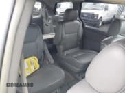 ✅ 2005 Toyota Sienna XLE • VIN: 5TDBA22C45S040708 • Lot: 43771154. Wystawiony na IAAI z przebiegiem 251 552 mil. Bezpłatny archiwum sprzedaży aukcyjnych z USA i szczegółowy raport historii pojazdu na DreamBid. Zdjęcie 8.