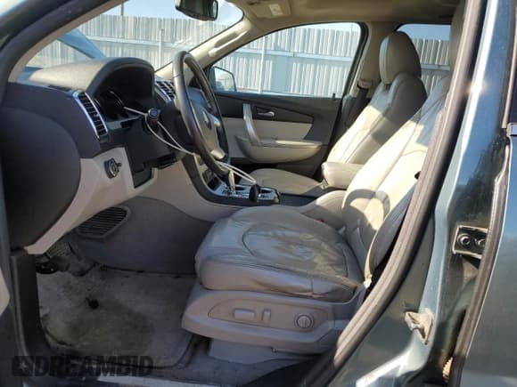 ✅ 2010 GMC Acadia SLT2 • VIN: 1GKLRNED6AJ136810 • Lot: 44504015. Listed on Copart with 289,198 mi. Free auction sales archive from the USA and detailed vehicle history report at DreamBid. Image 7.