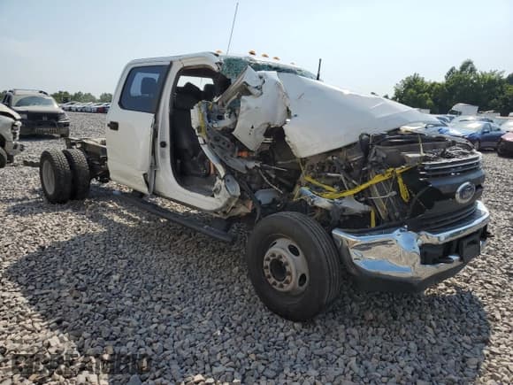 ✅ 2018 Ford F-550 • VIN: 1FD0W5GTXJEC40667 • Lot: 67084205. Listed on Copart with Not provided. Free auction sales archive from the USA and detailed vehicle history report at DreamBid. Image 4.