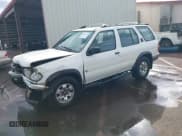 ✅ 1998 Nissan Pathfinder XE • VIN: JN8AR05S7WW286945 • Lot: 41421635. Wystawiony na IAAI z przebiegiem Nie podano. Bezpłatny archiwum sprzedaży aukcyjnych z USA i szczegółowy raport historii pojazdu na DreamBid. Zdjęcie 2.