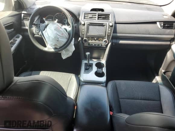 2014 Toyota Camry L z VIN 4T1BF1FK6EU436837, wystawiony jako Copart lot #66160825 z przebiegiem 100 755 mil mil oraz Szkoda całkowita • Salvage title. Historia ofert i sprzedaży dostępna na DreamBid. Obrazek 8.