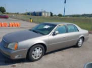 ✅ 2003 Cadillac DeVille • VIN: 1G6KD54Y43U151482 • Lot: 43140962. Wystawiony na IAAI z przebiegiem 101 641 mil. Bezpłatny archiwum sprzedaży aukcyjnych z USA i szczegółowy raport historii pojazdu na DreamBid. Zdjęcie 6.