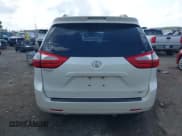 ✅ 2017 Toyota Sienna XLE Auto Access Seat • VIN: 5TDYZ3DCXHS801591 • Lot: 42724706. Listed on IAAI with 197,582 mi. Free auction sales archive from the USA and detailed vehicle history report at DreamBid. Image 17.