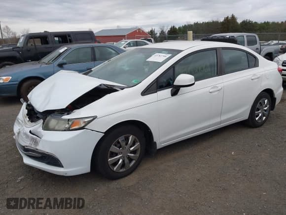 ✅ 2013 Honda Civic LX • VIN: 19XFB2F58DE040469 • Лот: 43782706. Опубликован ранее на IAAI с пробегом 158 220 миль. Бесплатный доступ к архиву аукционных продаж из США и подробный отчёт об истории автомобиля на DreamBid. Изображение 19.