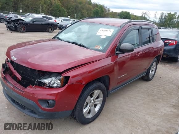 ✅ 2016 Jeep Compass 75th Anniversary • VIN: 1C4NJDBB2GD653487 • Лот: 43382619. Опубликован ранее на IAAI с пробегом 52 965 миль. Бесплатный доступ к архиву аукционных продаж из США и подробный отчёт об истории автомобиля на DreamBid. Изображение 2.