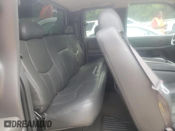 ✅ 2004 Chevrolet Silverado 1500 Z71 • VIN: 1GCEK19TX4Z315781 • Лот: 55284344. Опубликован ранее на Copart с пробегом 67 983 миль. Бесплатный доступ к архиву аукционных продаж из США и подробный отчёт об истории автомобиля на DreamBid. Изображение 10.