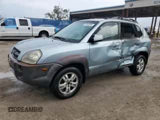 2008 Hyundai Tucson SE с VIN KM8JN12D08U863389, выставлен на аукционе Copart как лот 76446864 с пробегом 124 654 миль миль и Списание • Salvage title. История ставок и продаж доступна на DreamBid. Изображение 1.