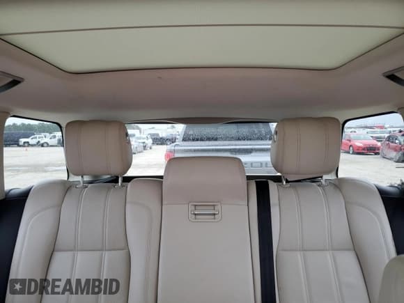 ✅ 2016 Land Rover Range Rover HSE • VIN: SALGS2VF0GA276743 • Лот: 88121095. Опубликован ранее на Copart с пробегом 120 824 миль. Бесплатный доступ к архиву аукционных продаж из США и подробный отчёт об истории автомобиля на DreamBid. Изображение 10.