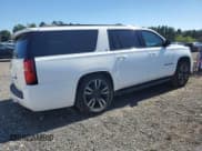 ✅ 2018 Chevrolet Suburban LT • VIN: 1GNSKHKC3JR282499 • Lot: 82163735. Wystawiony na Copart z przebiegiem 107 147 mil. Bezpłatny archiwum sprzedaży aukcyjnych z USA i szczegółowy raport historii pojazdu na DreamBid. Zdjęcie 3.