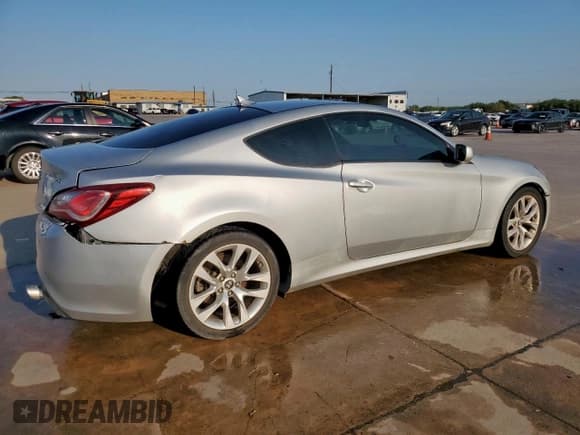 ✅ 2013 Hyundai Genesis Coupe 2.0T • VIN: KMHHT6KDXDU091687 • Lot: 68149625. Wystawiony na Copart z przebiegiem 121 574 mil. Bezpłatny archiwum sprzedaży aukcyjnych z USA i szczegółowy raport historii pojazdu na DreamBid. Zdjęcie 3.