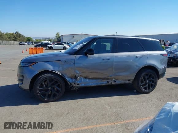 ✅ 2023 Land Rover Range Rover Sport SE • VIN: SAL1P9EU2PA109346 • Lot: 42637902. Wystawiony na IAAI z przebiegiem 42 997 mil. Bezpłatny archiwum sprzedaży aukcyjnych z USA i szczegółowy raport historii pojazdu na DreamBid. Zdjęcie 14.