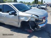 ✅ 2020 Chevrolet Silverado 1500 LT • VIN: 3GCPWCED6LG159602 • Lot: 42344198. Wystawiony na IAAI z przebiegiem 89 825 mil. Bezpłatny archiwum sprzedaży aukcyjnych z USA i szczegółowy raport historii pojazdu na DreamBid. Zdjęcie 6.