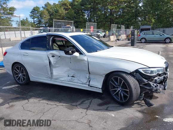 ✅ 2020 BMW 3 Series 330i • VIN: 3MW5R1J04L8B23498 • Лот: 43307768. Опубликован ранее на IAAI с пробегом 104 670 миль. Бесплатный доступ к архиву аукционных продаж из США и подробный отчёт об истории автомобиля на DreamBid. Изображение 14.