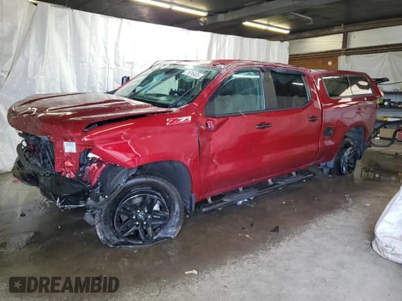 ✅ 2022 Chevrolet Silverado 1500 LT Trail Boss • VIN: 3GCPYFED5NG169780 • Lot: 71616485. Wystawiony na Copart z przebiegiem Nie podano. Bezpłatny archiwum sprzedaży aukcyjnych z USA i szczegółowy raport historii pojazdu na DreamBid. Zdjęcie 1.