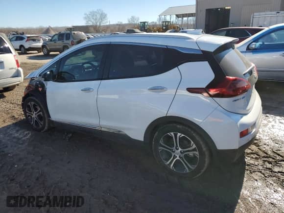 2017 Chevrolet Bolt EV Premier z VIN 1G1FX6S04H4169733, wystawiony jako Copart lot #38943834 z przebiegiem 57 721 mil mil oraz . Historia ofert i sprzedaży dostępna na DreamBid. Obrazek 2.
