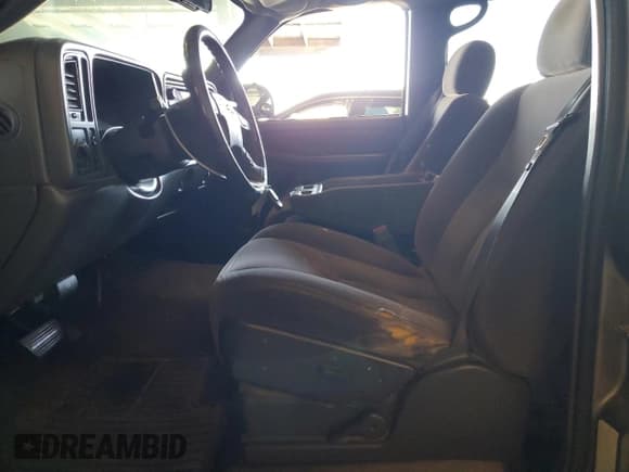 ✅ 2007 Chevrolet Silverado 1500 LT2 • VIN: 2GCEC13Z271109894 • Lot: 65232755. Listed on Copart with 180,534 mi. Free auction sales archive from the USA and detailed vehicle history report at DreamBid. Image 7.