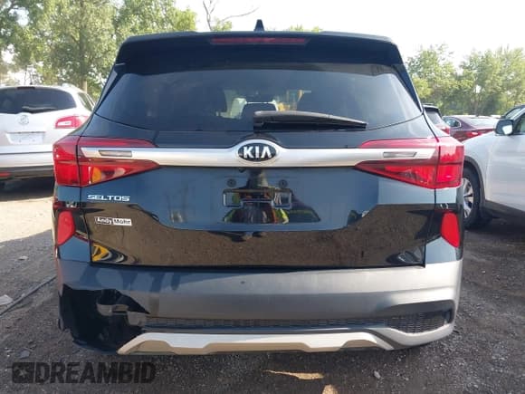 ✅ 2021 Kia Seltos LX • VIN: KNDEPCAAXM7061184 • Lot: 42618219. Listed on IAAI with 71,435 mi. Free auction sales archive from the USA and detailed vehicle history report at DreamBid. Image 17.