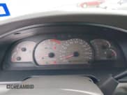 ✅ 2003 Toyota Sequoia SR5 • VIN: 5TDZT34A03S178950 • Lot: 42603901. Wystawiony na IAAI z przebiegiem 242 473 mil. Bezpłatny archiwum sprzedaży aukcyjnych z USA i szczegółowy raport historii pojazdu na DreamBid. Zdjęcie 7.