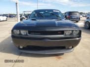 ✅ 2012 Dodge Challenger R/T • VIN: 2C3CDYBT5CH155610 • Lot: 74327104. Wystawiony na Copart z przebiegiem 147 890 mil. Bezpłatny archiwum sprzedaży aukcyjnych z USA i szczegółowy raport historii pojazdu na DreamBid. Zdjęcie 5.