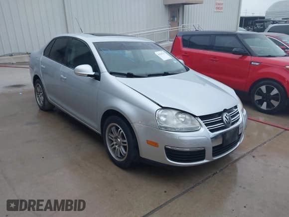 ✅ 2010 Volkswagen Jetta Limited Edition • VIN: 3VWRX7AJ4AM129874 • Lot: 42539737. Listed on IAAI with 197,259 mi. Free auction sales archive from the USA and detailed vehicle history report at DreamBid. Image 1.