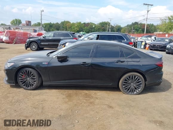 ✅ 2022 Acura TLX Type S • VIN: 19UUB7F01NA002256 • Лот: 43105446. Опубликован ранее на IAAI с пробегом Не указан. Бесплатный доступ к архиву аукционных продаж из США и подробный отчёт об истории автомобиля на DreamBid. Изображение 13.