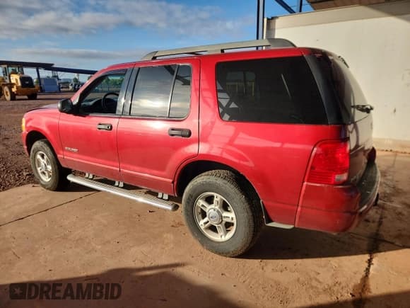 ✅ 2005 Ford Explorer XLT • VIN: 1FMZU73W35UA15561 • Лот: 85734285. Опубликован ранее на Copart с пробегом 163 275 миль. Бесплатный доступ к архиву аукционных продаж из США и подробный отчёт об истории автомобиля на DreamBid. Изображение 2.