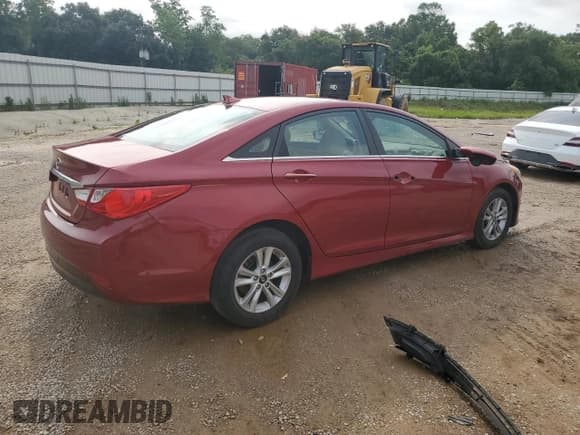 ✅ 2014 Hyundai Sonata GLS • VIN: 5NPEB4ACXEH946620 • Lot: 55283624. Listed on Copart with 148,319 mi. Free auction sales archive from the USA and detailed vehicle history report at DreamBid. Image 3.