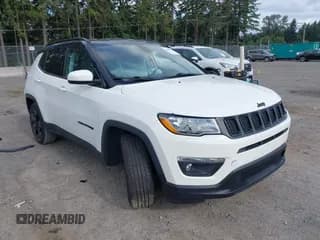 ✅ 2019 Jeep Compass Latitude • VIN: 3C4NJCBB0KT677025 • Lot: 42574952. Listed on IAAI with 53,681 mi. Free auction sales archive from the USA and detailed vehicle history report at DreamBid. Image 1.