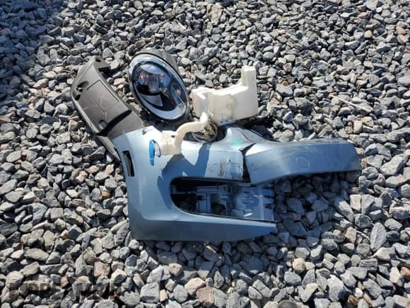 ✅ 2016 Volkswagen Beetle S • VIN: 3VW517AT0GM818062 • Лот: 60218585. Опубликован ранее на Copart с пробегом Не указан. Бесплатный доступ к архиву аукционных продаж из США и подробный отчёт об истории автомобиля на DreamBid. Изображение 12.